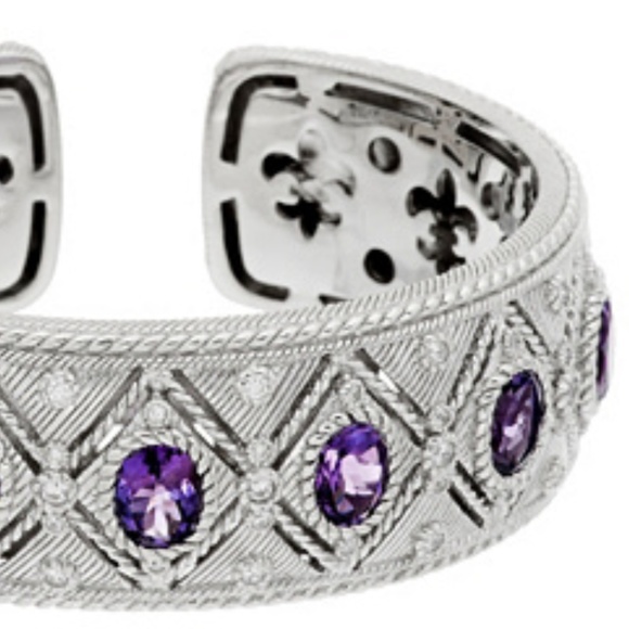 Judith Ripka Sterling Bezel Set Amethyst Cuff Box - Picture 3 of 8